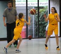 Thumb 2014.04.12 u17w mosbach sarah und aysu